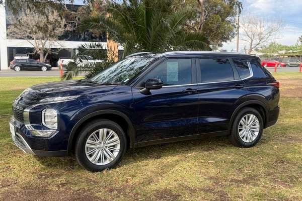 2024 Mitsubishi Outlander